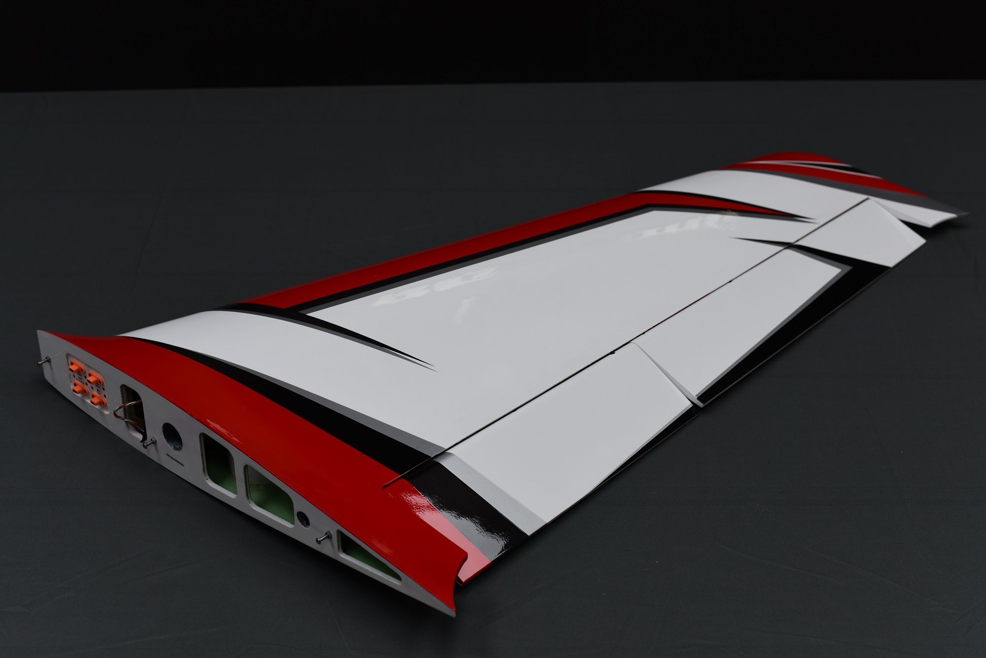 Falcon 110 - rot/schwarz/grau/weiß - A