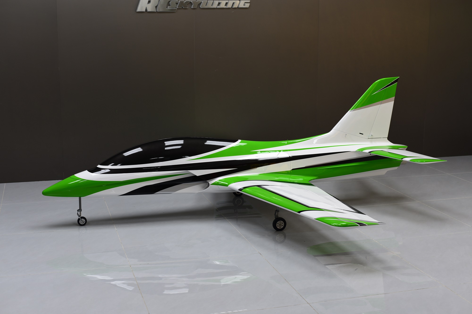 Falcon 110 - grün/schwarz/grau/weiß - B