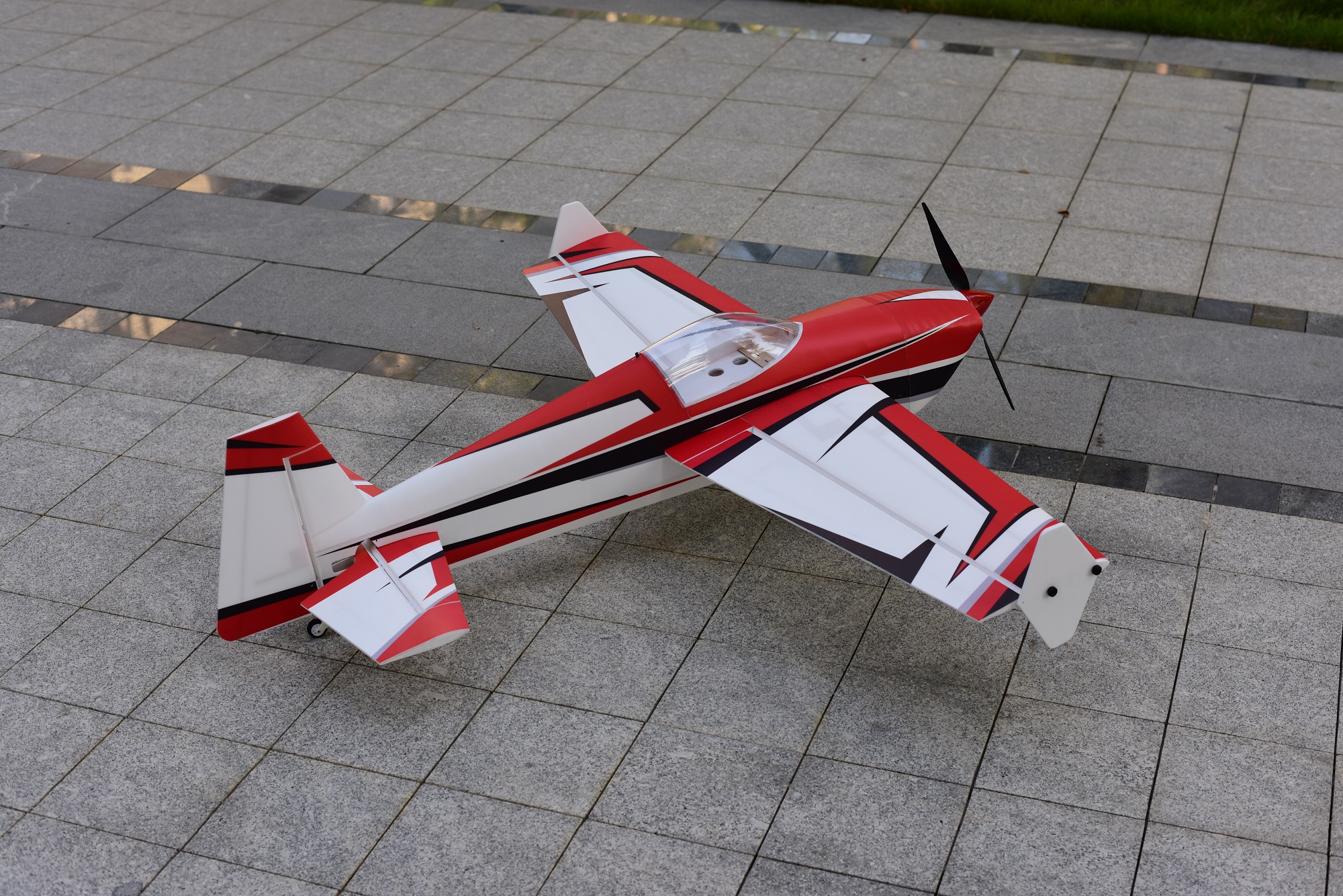 LASER 260 - 48 V2 - PP - rot/weiß/schwarz - C