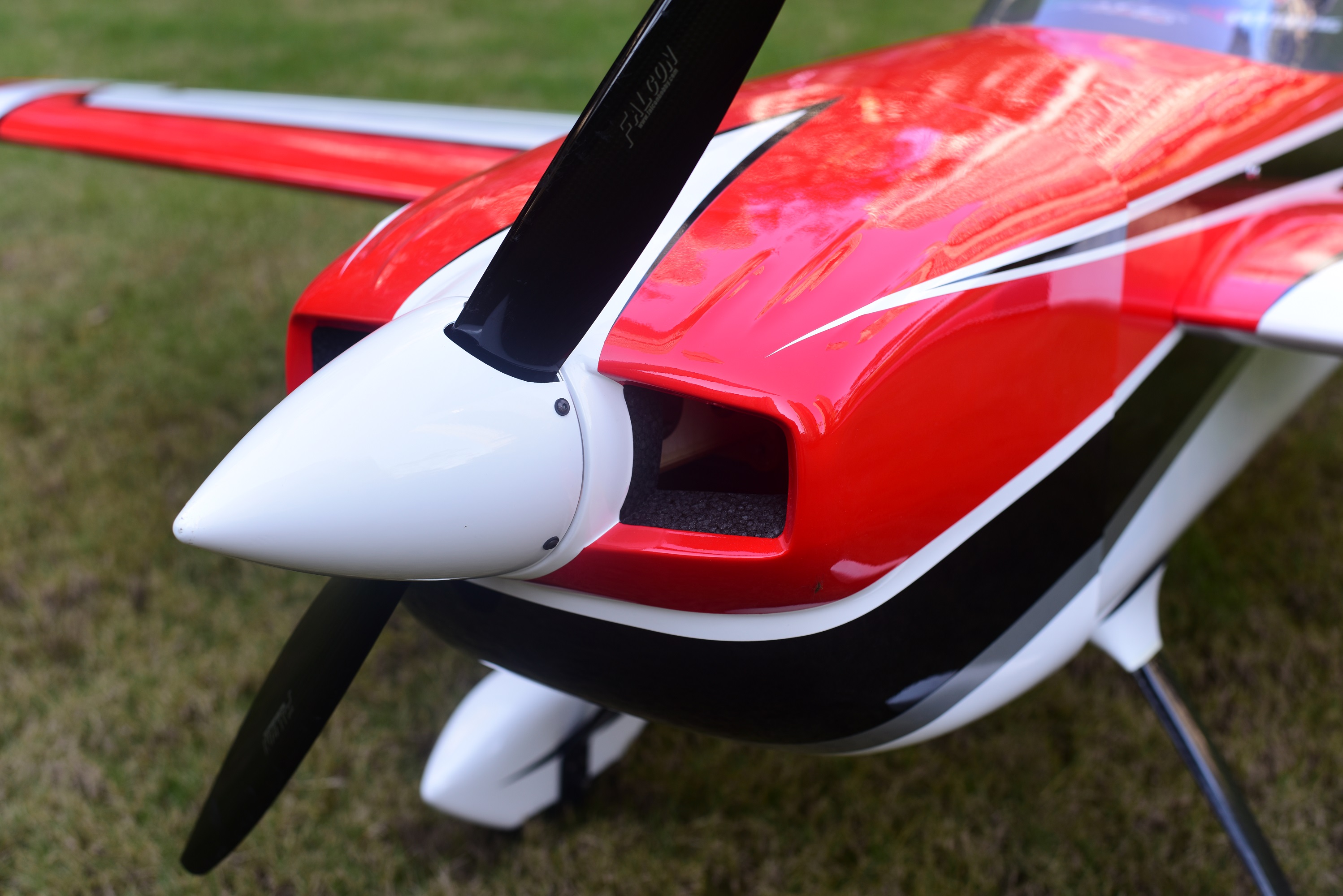 Laser 260 - 89 V2 - rot/weiß/schwarz - C