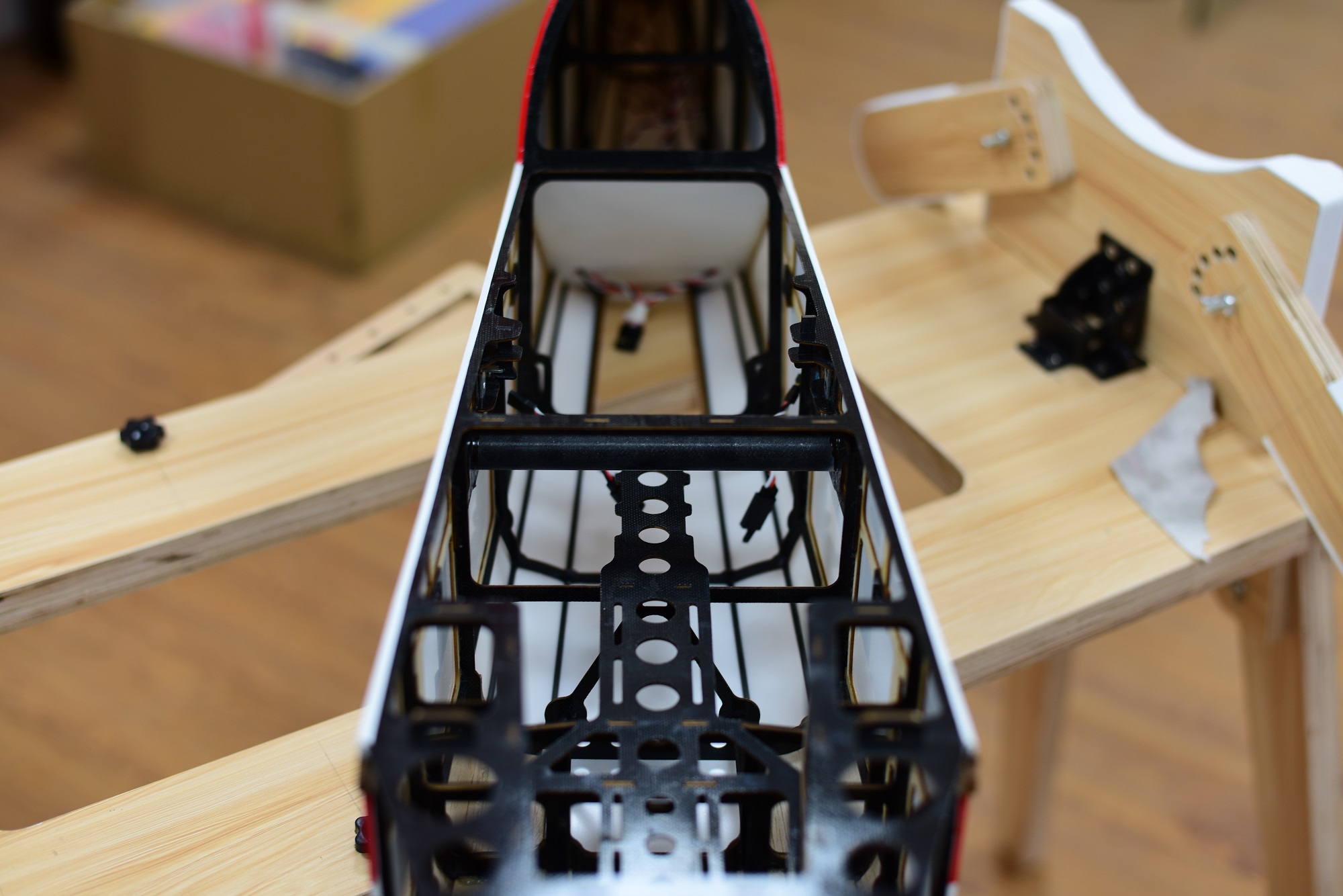 LASER 260 - 60 V2 - rot/weiß/blau - C - PNP