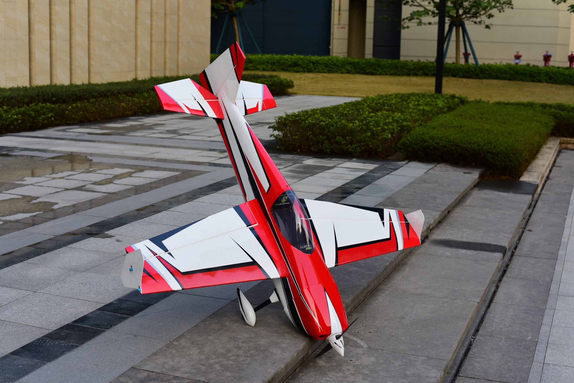 LASER 260 - 60 V2 - rot/weiß/blau - C - PNP