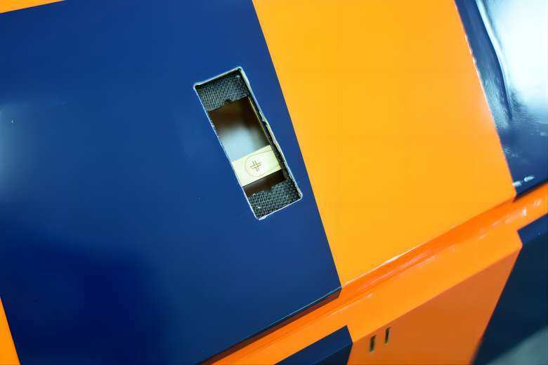 Yak 54 - 104 V1 - weiß/orange/blau - B