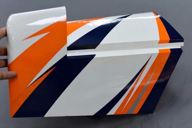 Yak 54 - 104 V1 - weiß/orange/blau - B