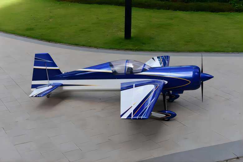 Yak 54 - 104 V1 - weiß/blau - A