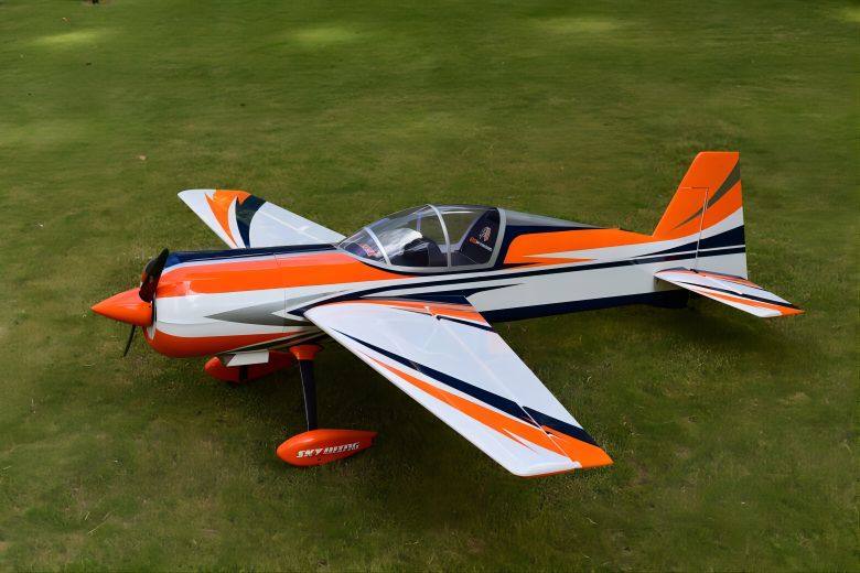 Yak 54 - 104 V1 - weiß/orange/blau - B