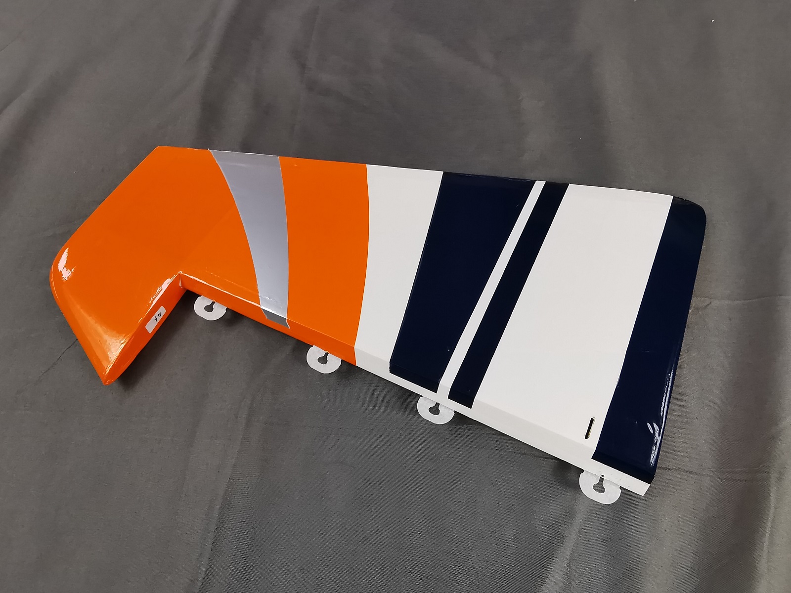 YAK 54 - 60 - weiß/orange/blau - B