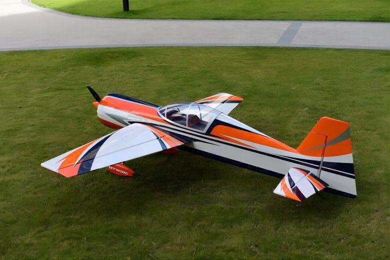 YAK 54 - 91 - weiß/orange/blau - B