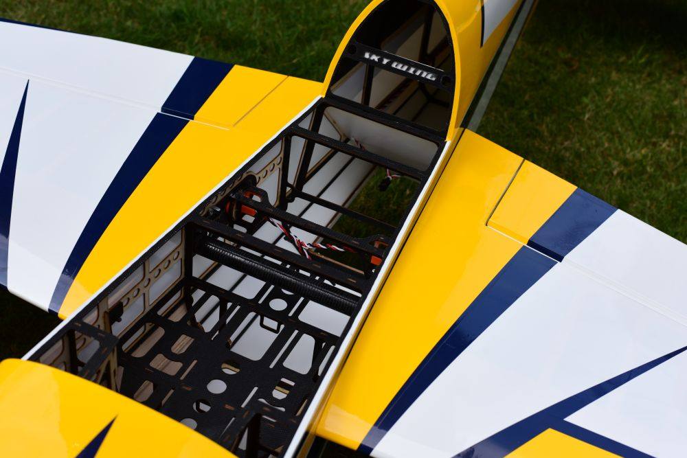 Laser 260 - 67 - gelb/weiß/blau - D