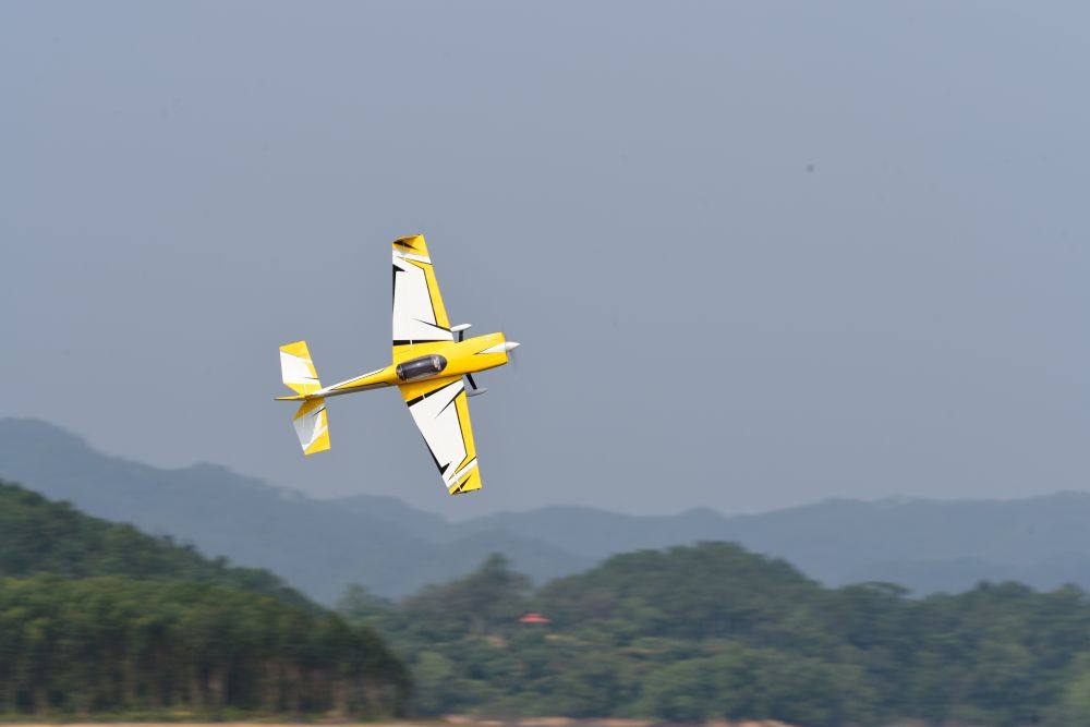 Laser 260 - 67 - gelb/weiß/blau - D