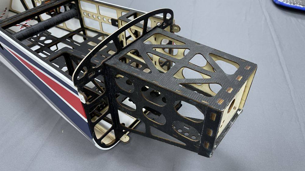 Laser 260 - 67 - gelb/weiß/blau - D