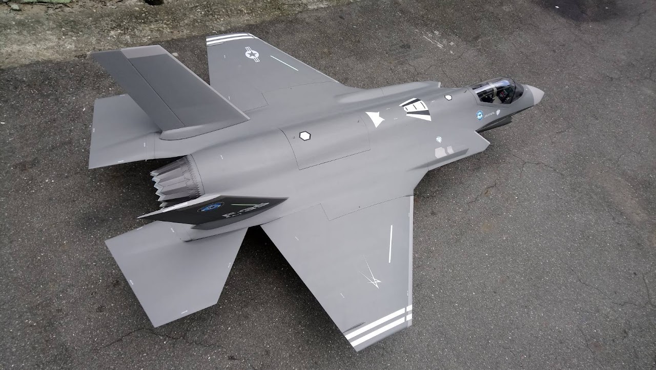 F-35A 1:8  Joint Strike