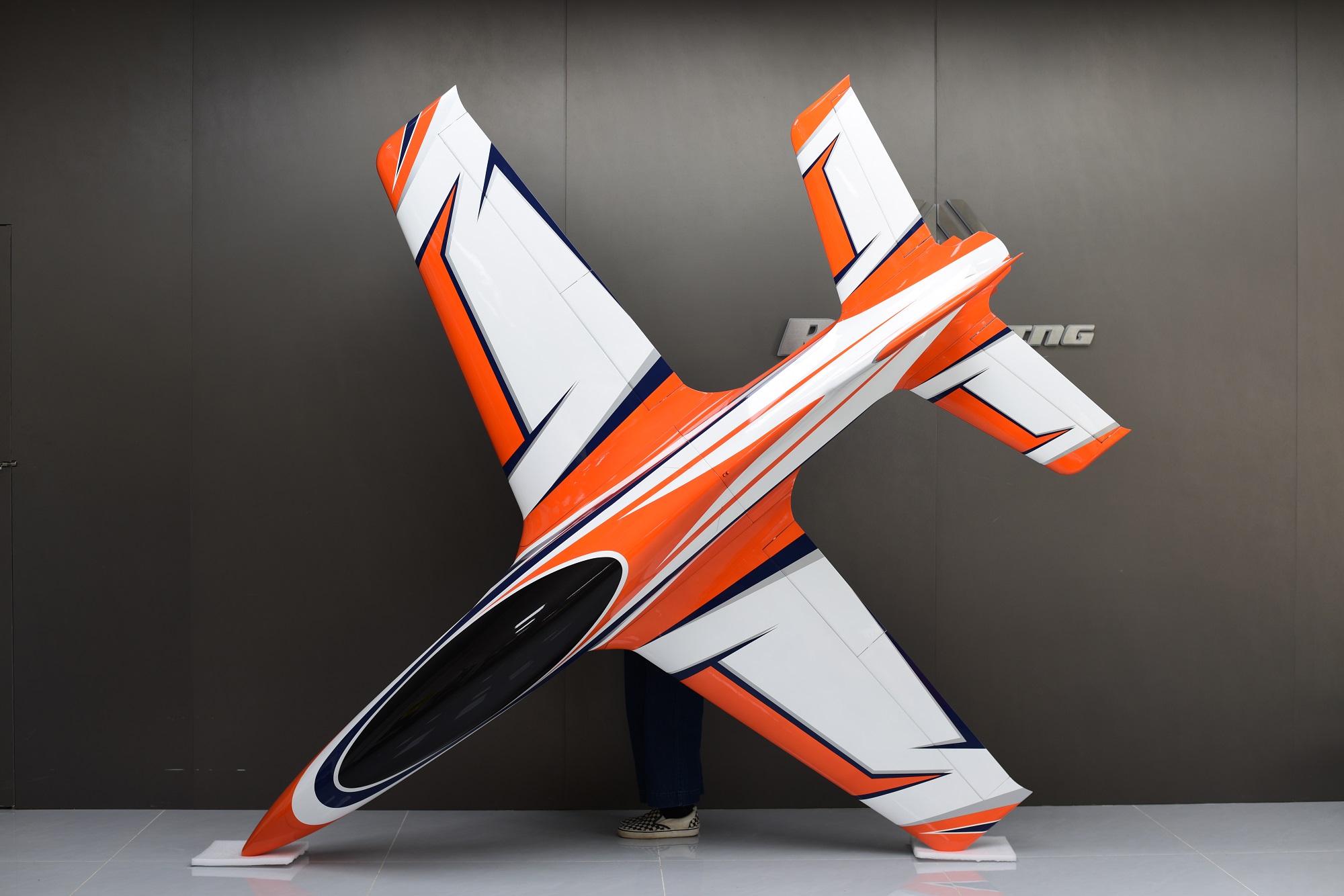 Falcon 110 - orange/schwarz/blau/weiß - C